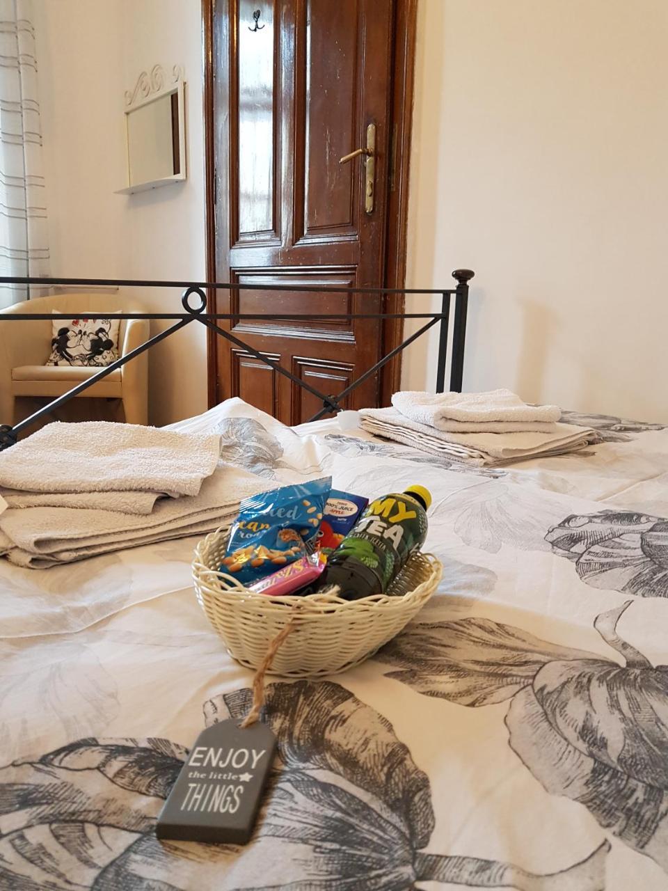 Varkeruelet Apartman Šoproň Exteriér fotografie