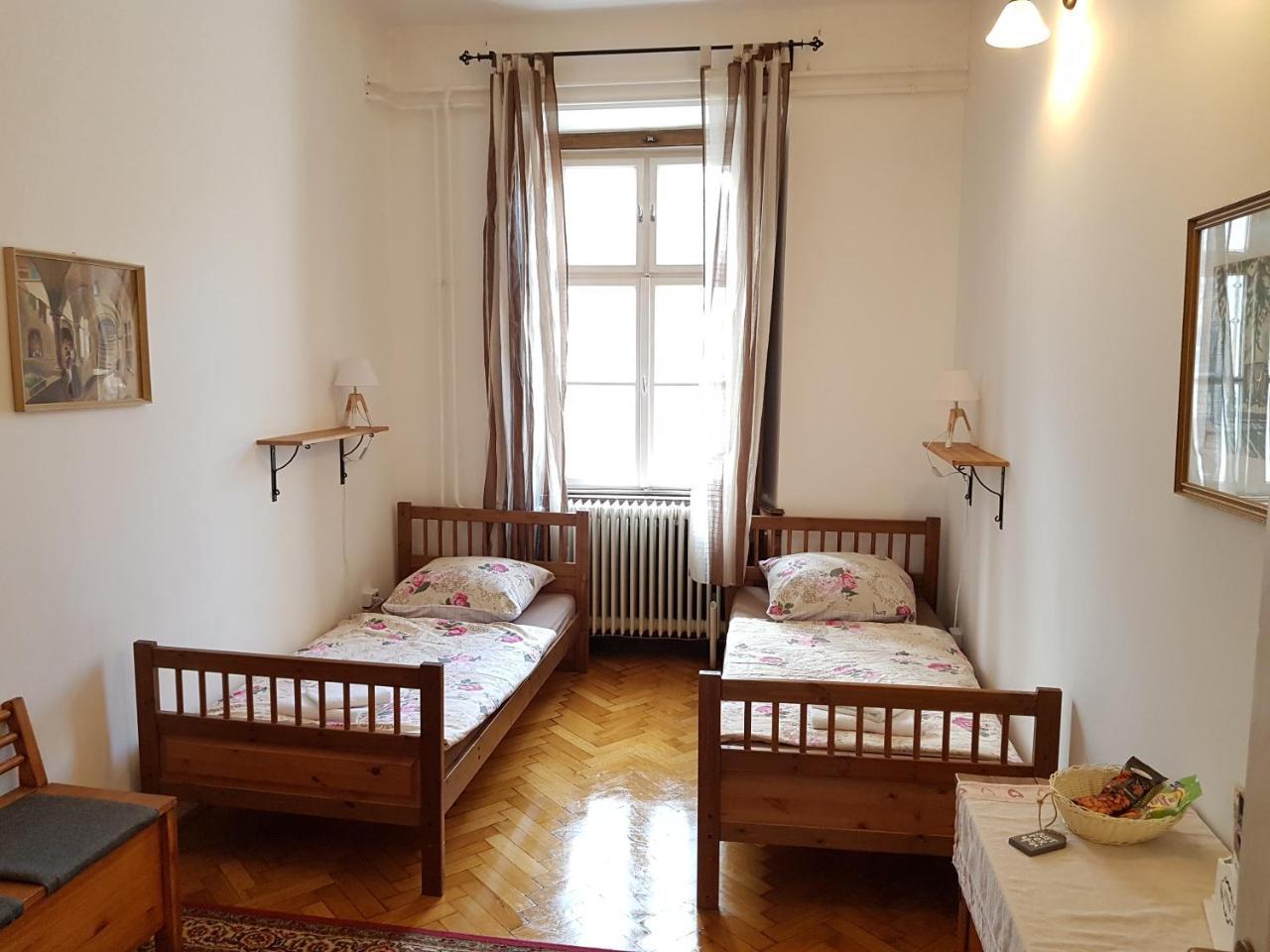 Varkeruelet Apartman Šoproň Exteriér fotografie